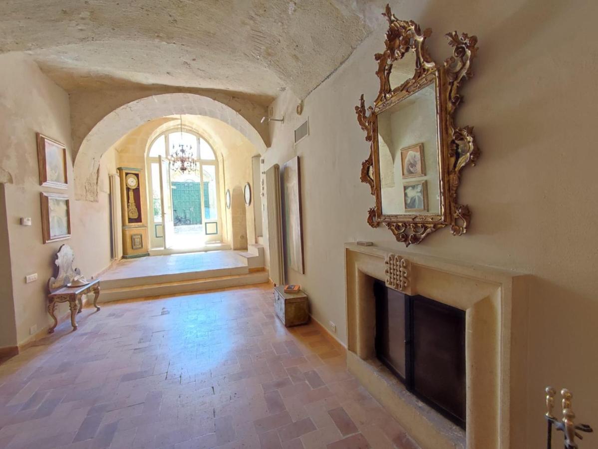 Guest house Casa Tudor Art Luxury *